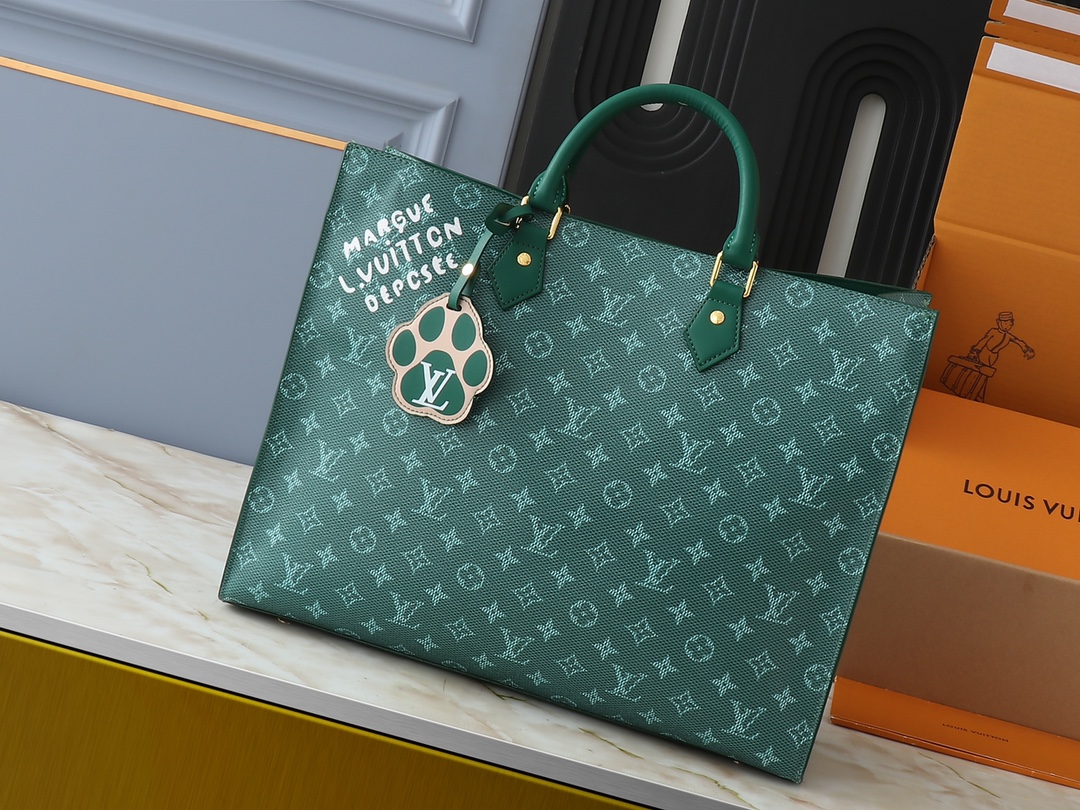 LV Classic Handbag Monogram Canvas Model M23756 Gold Hardware Luxury